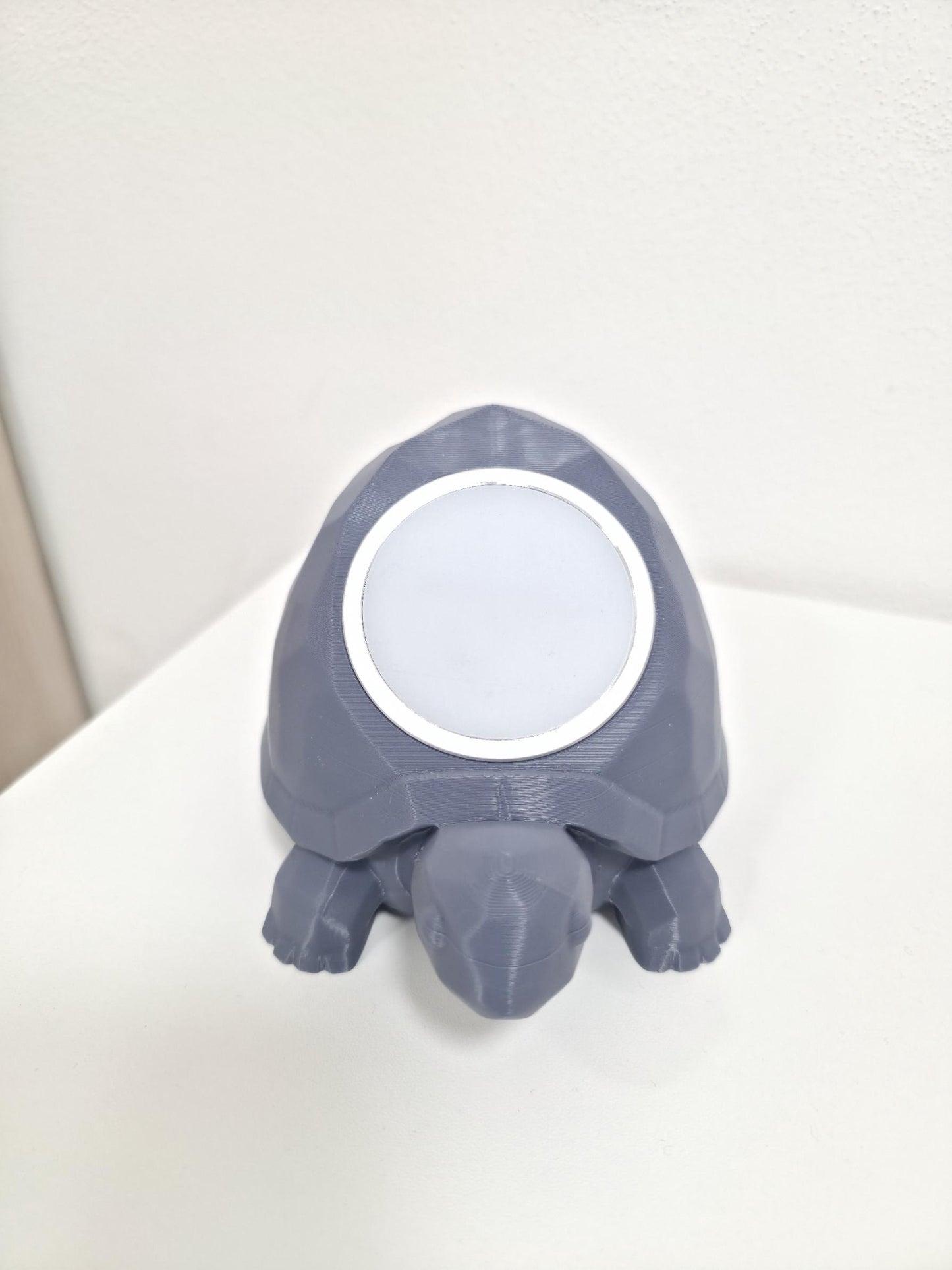 Supporto MagSafe a forma di Tartaruga | Dock iPhone 3D | Stand Scrivania Inclinato | Regalo Originale | Compatibile Apple MagSafe