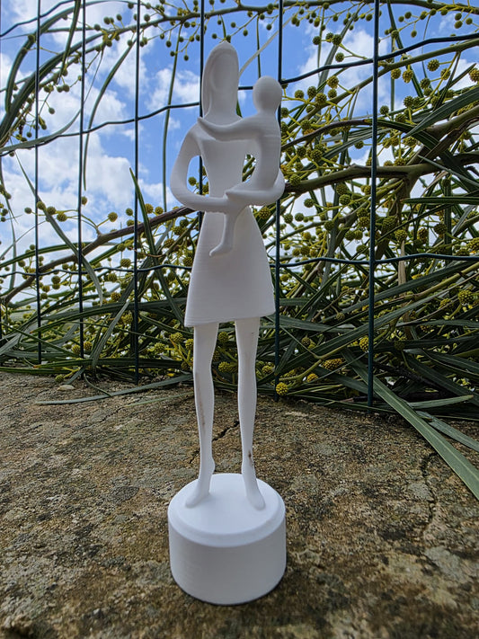 Statuetta Mamma con Bambino Personalizzata | Regalo per la Mamma | Idea Regalo Festa della Mamma | Decorazione Moderna Stampata in 3D