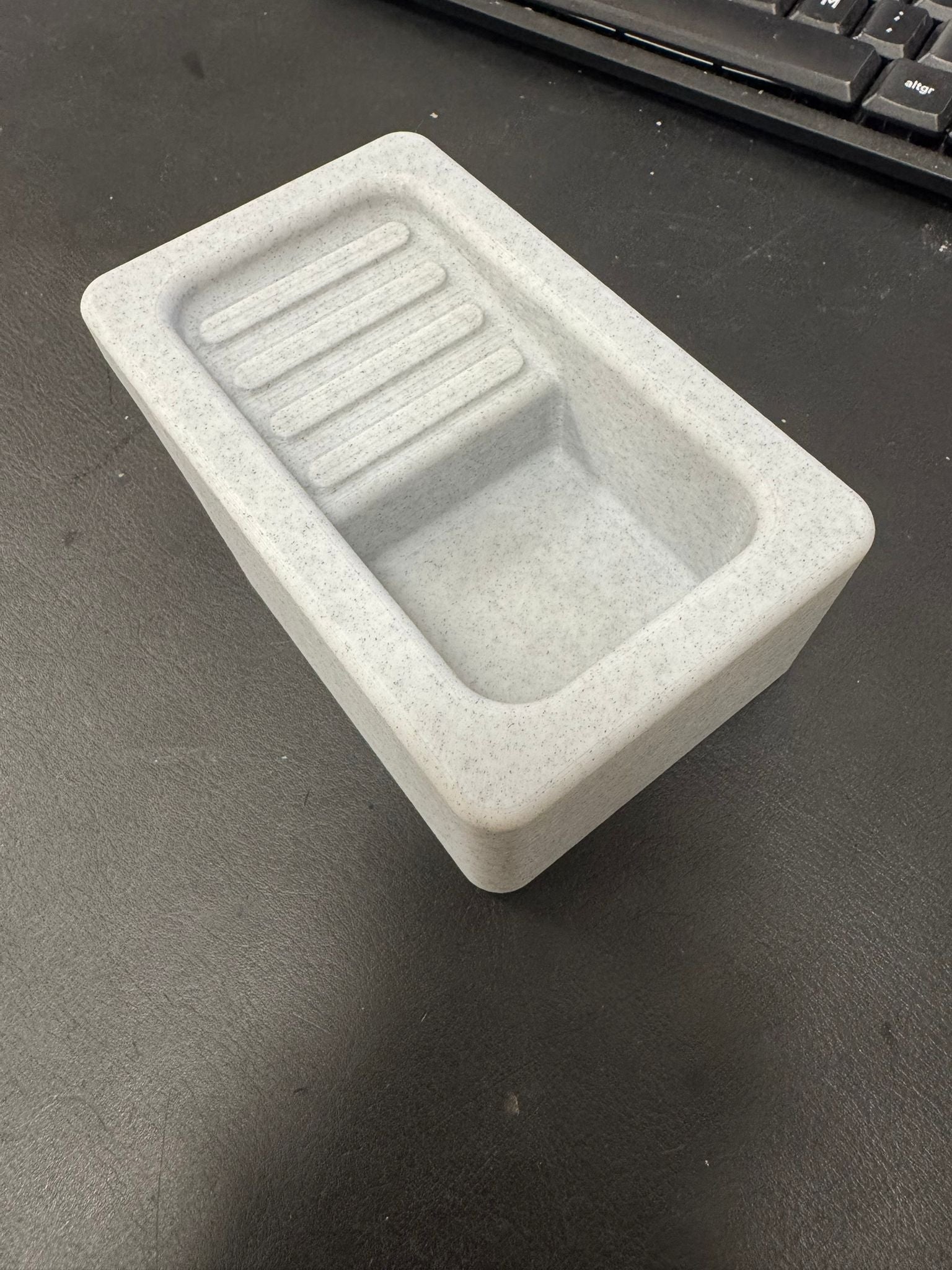 Miniatura pilozza antica in pietra – riproduzione fedele | Scultura decorativa stampata in 3D | Soprammobile ODDO INFISSI DI ODDO ORAZIO