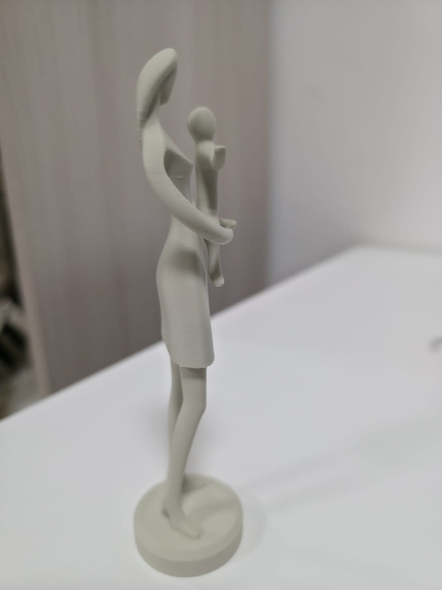 Personalized Mother and Child Figurine | Gift for Mom | Mother's Day Gift Idea | Modern 3D Printed Decoration