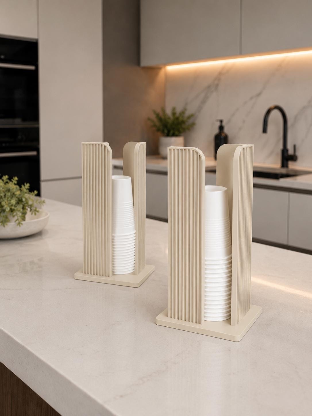 RIVA – Portabicchieri da tavolo rigato in stile scandinavo