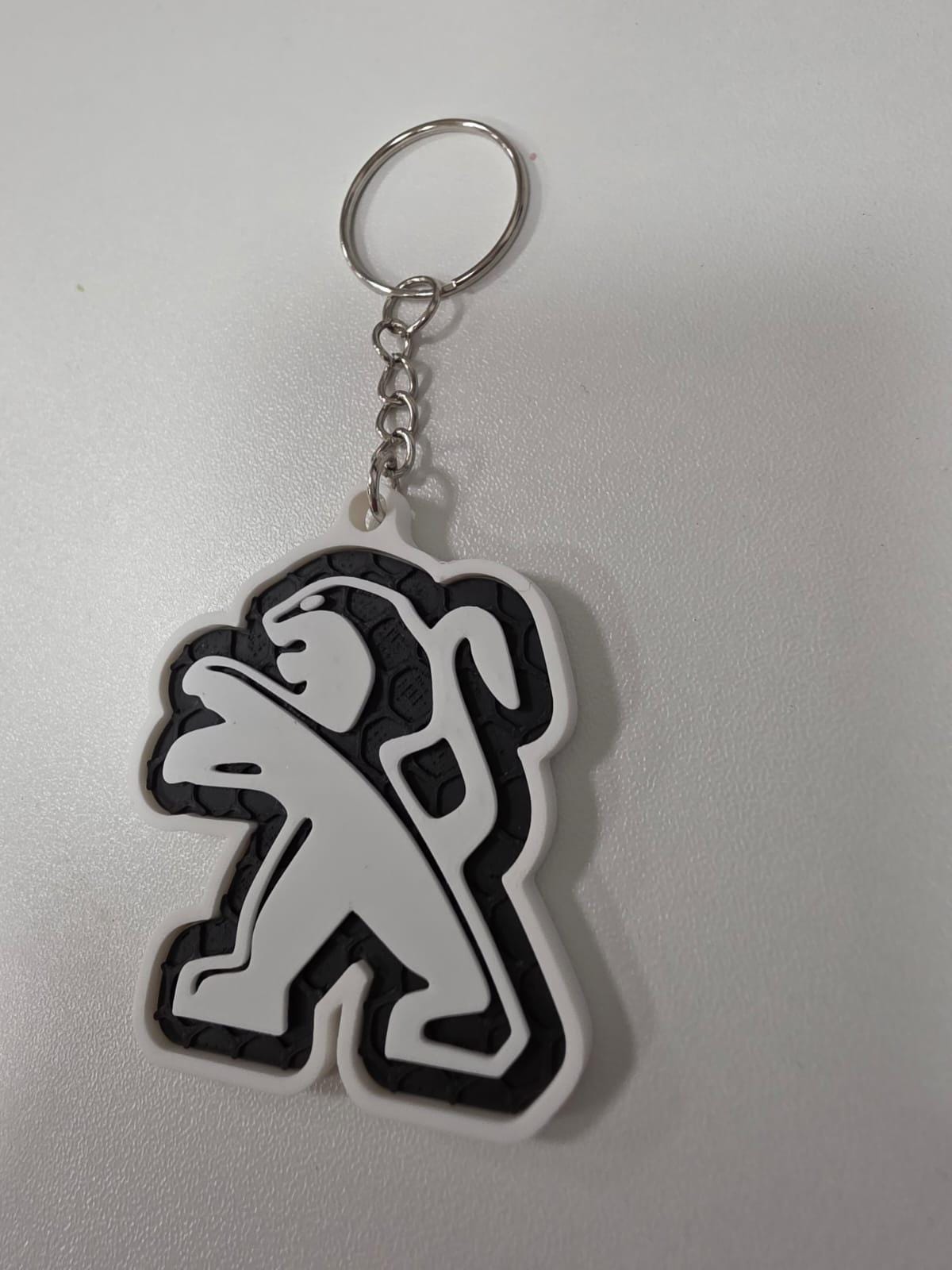 Portachiavi Auto Minimal Bianco/Nero – Simbolo Geometrico “Brand Style” (PLA)