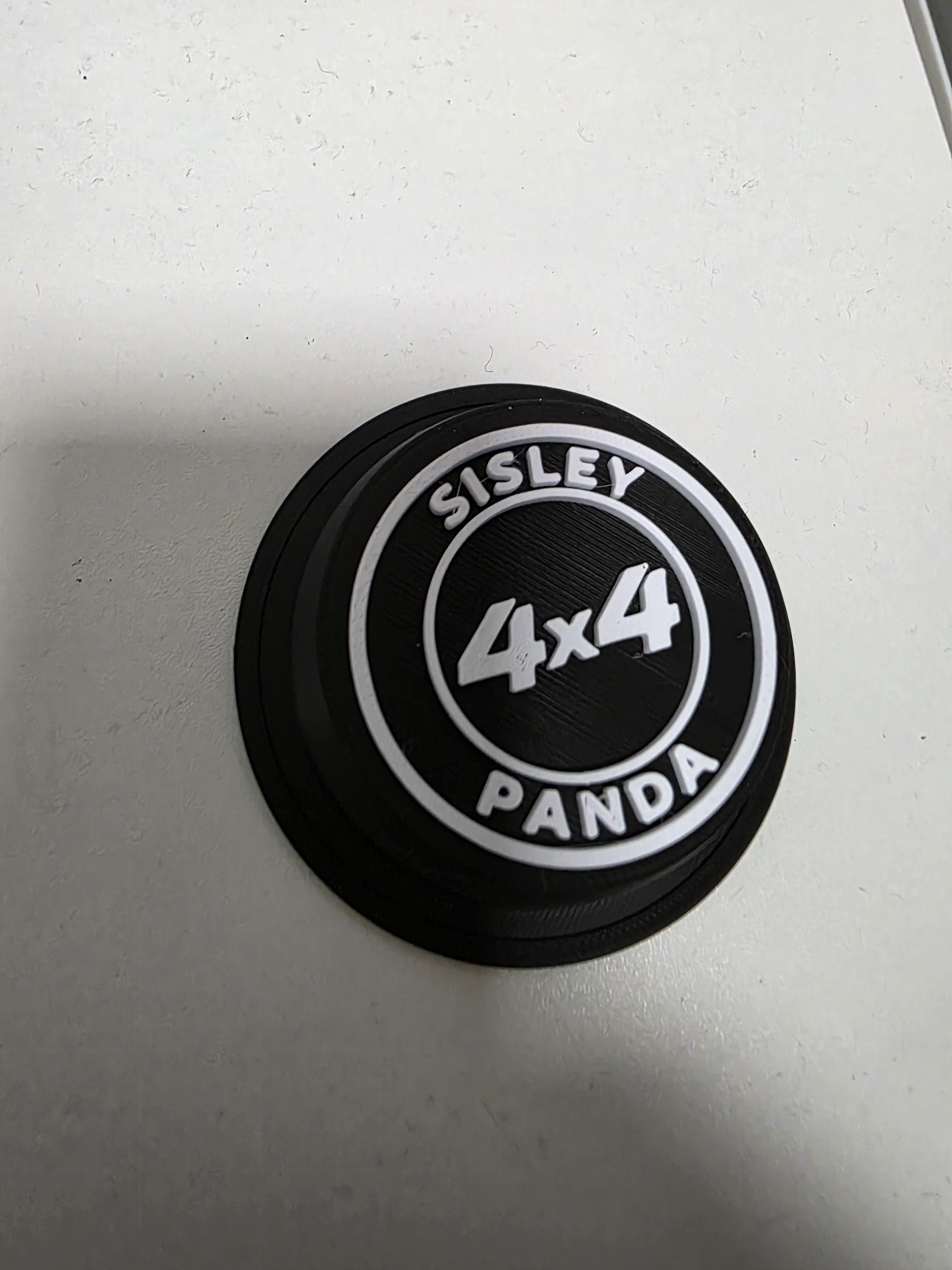 Coprimozzo Panda 4x4 Sisley singolo su fondo bianco, vista d'insieme